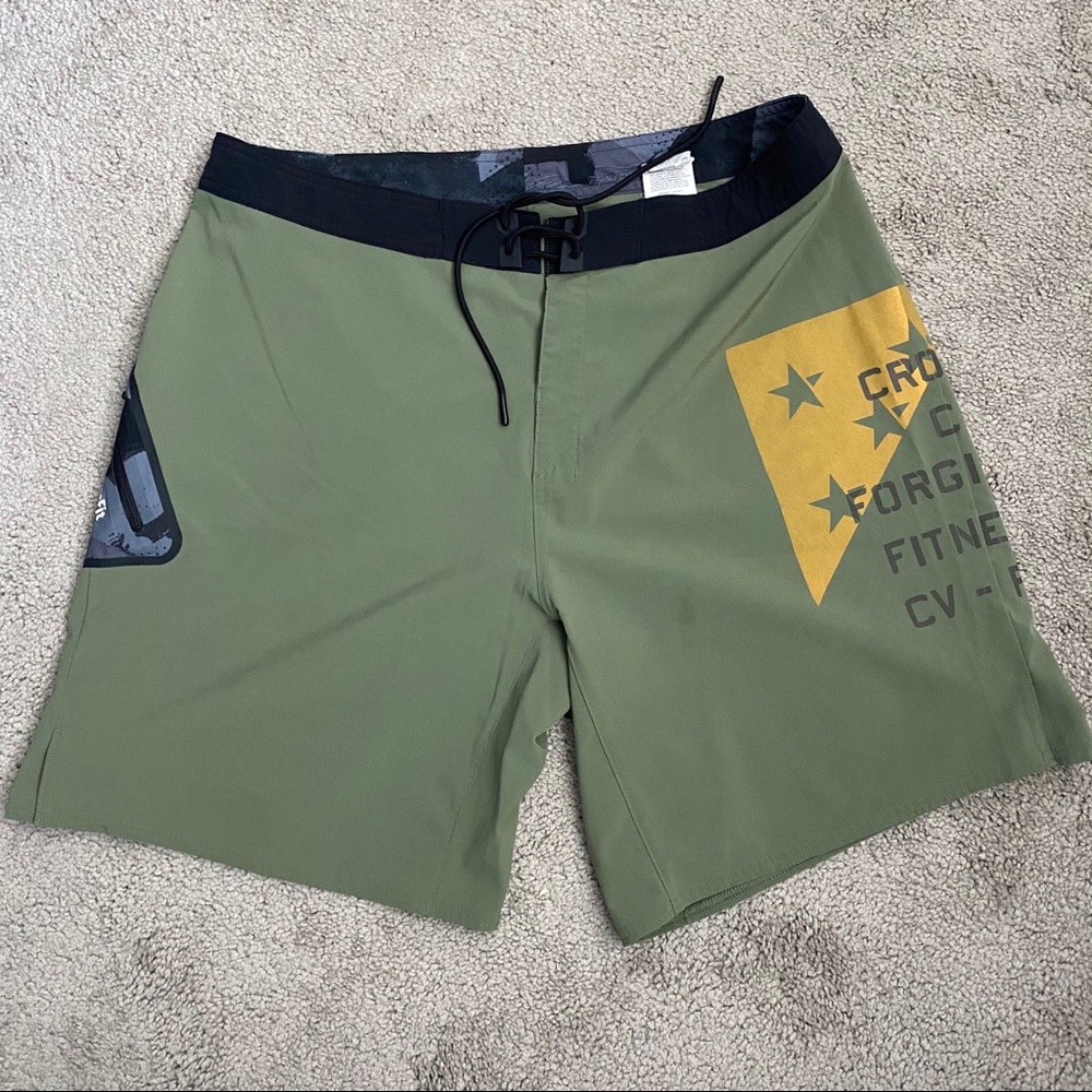 Reebok CrossFit Green Short Size 33